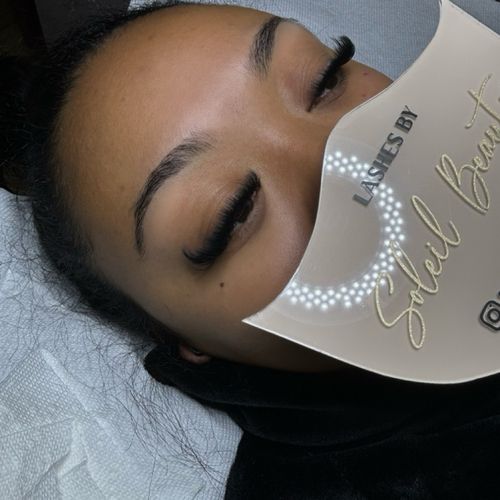 A bold, full eye look finished at the Hartford studio